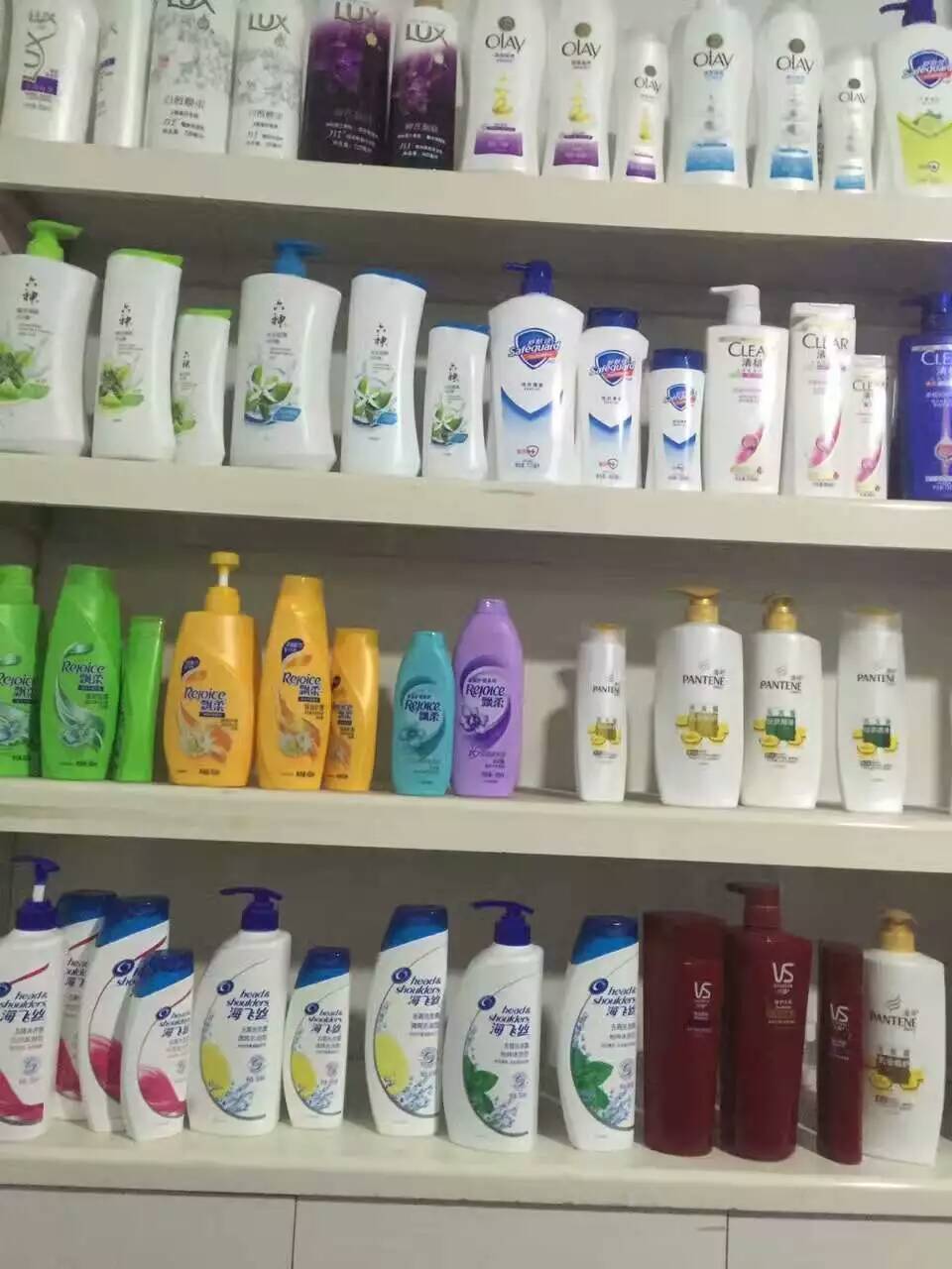 海飛絲洗發(fā)水 廣東生產(chǎn)商批發(fā)熱銷，助力日用品市場(chǎng)